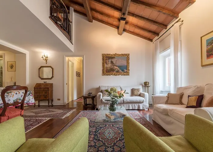 Quiet And Classic On Two Floors, By Trevi Fountain - Fromhometorome דירה רומא