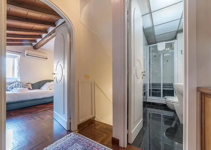 דירה Quiet And Classic On Two Floors, By Trevi Fountain - Fromhometorome רומא